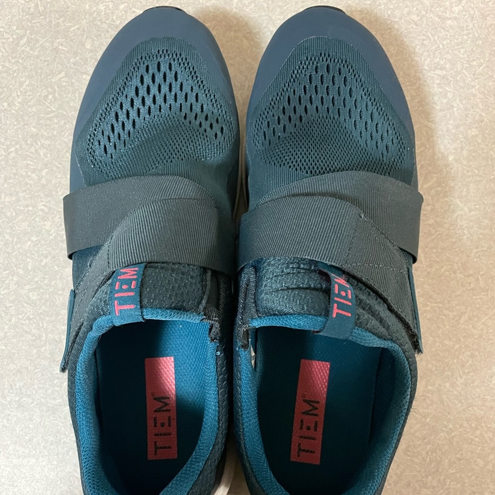 Tiem slip stream spin shoes size 11